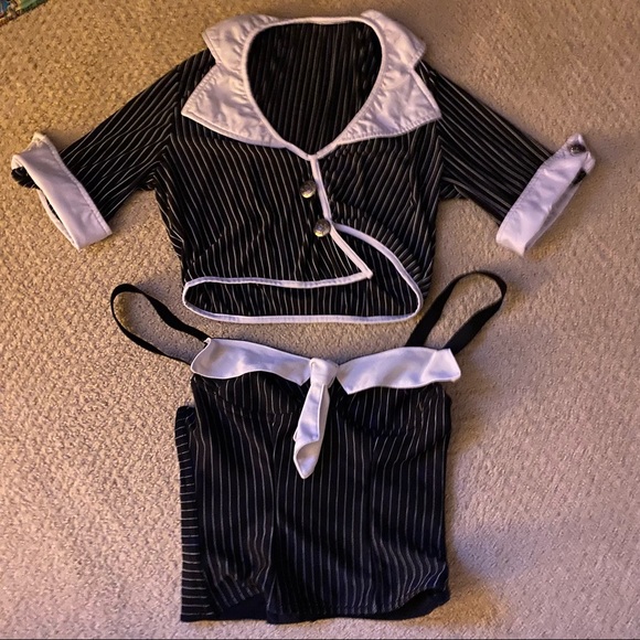 Women’s Costume
